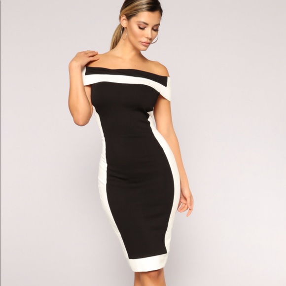 Dresses & Skirts - Dress